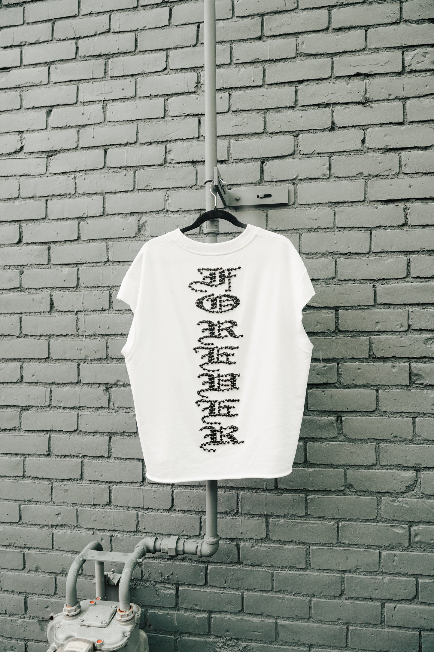Rockstar Cutoff Tee "White"